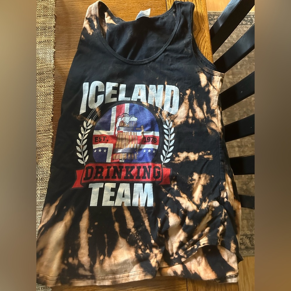Drinking team Iceland tank top with bleached tie dyed effect